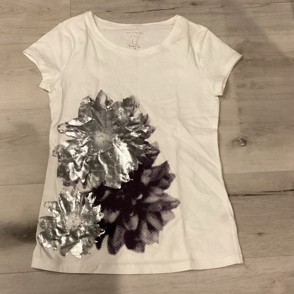 The Limited Tops - The Limited Classic White Metallic floral graphic short sleeves Tee.